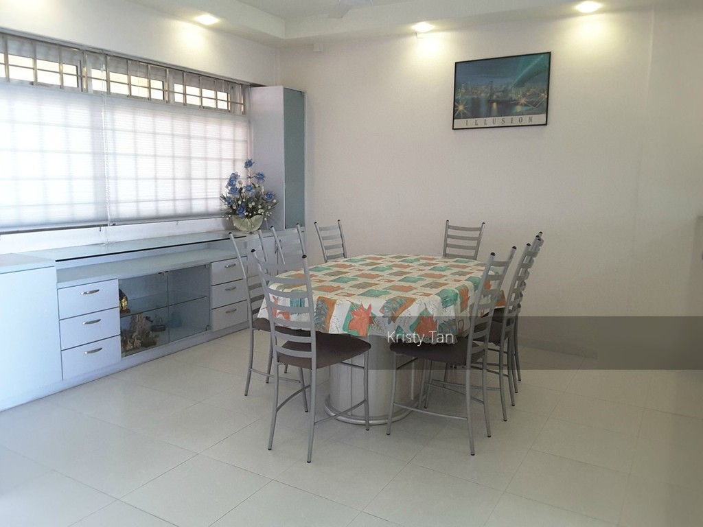 Blk 505 Pasir Ris Street 52 (Pasir Ris), HDB Executive #130962112
